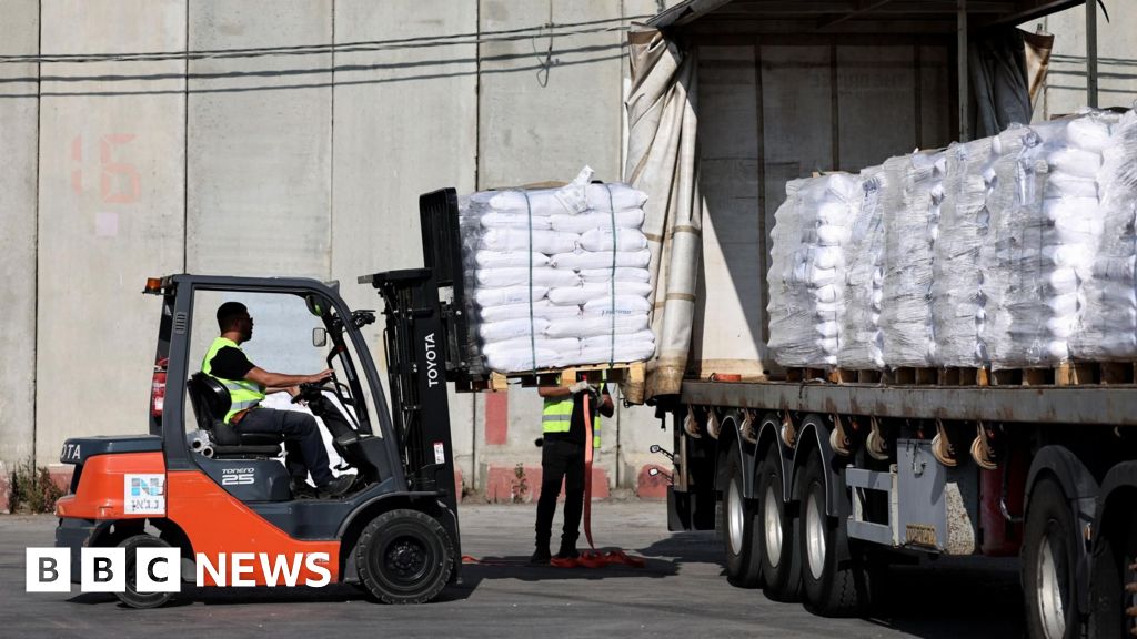 UN says 90 lorry loads of aid now in Gaza after delay at crossing