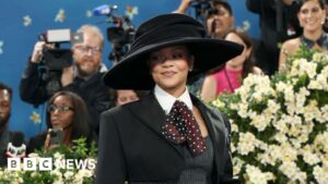 Rihanna debuts pregnancy as stars don tailored best