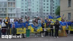 Ukraine and Russia poised for biggest prisoner swap but details scarce