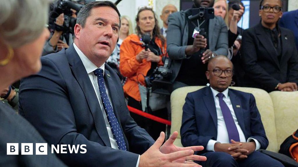 US president confronts South African leader with claim of Afrikaners ‘persecuted’