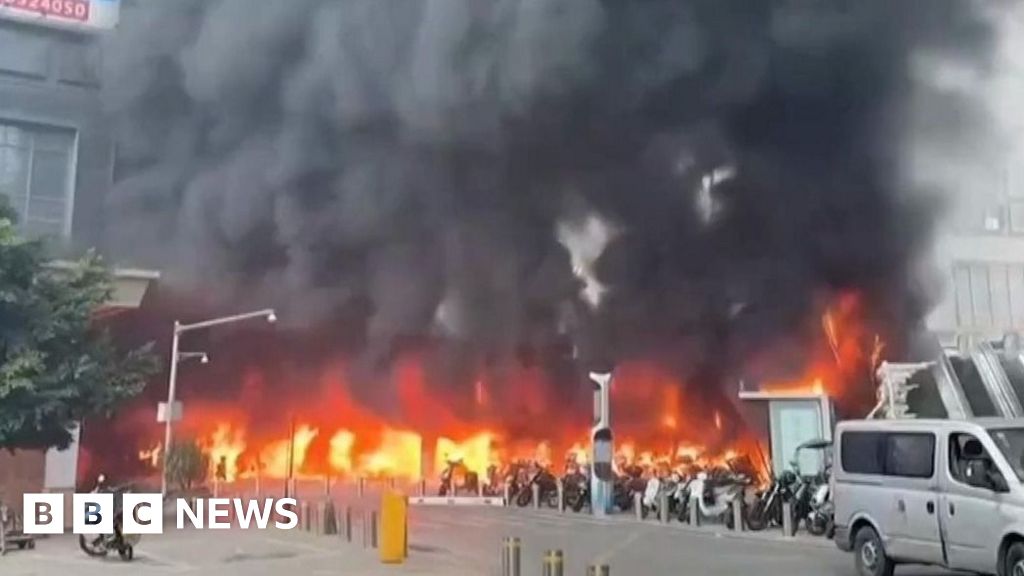 Large fire breaks out at motorcycle parking lot in China