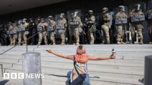 Newsom says Trump ‘deranged’ as thousands more troops deployed